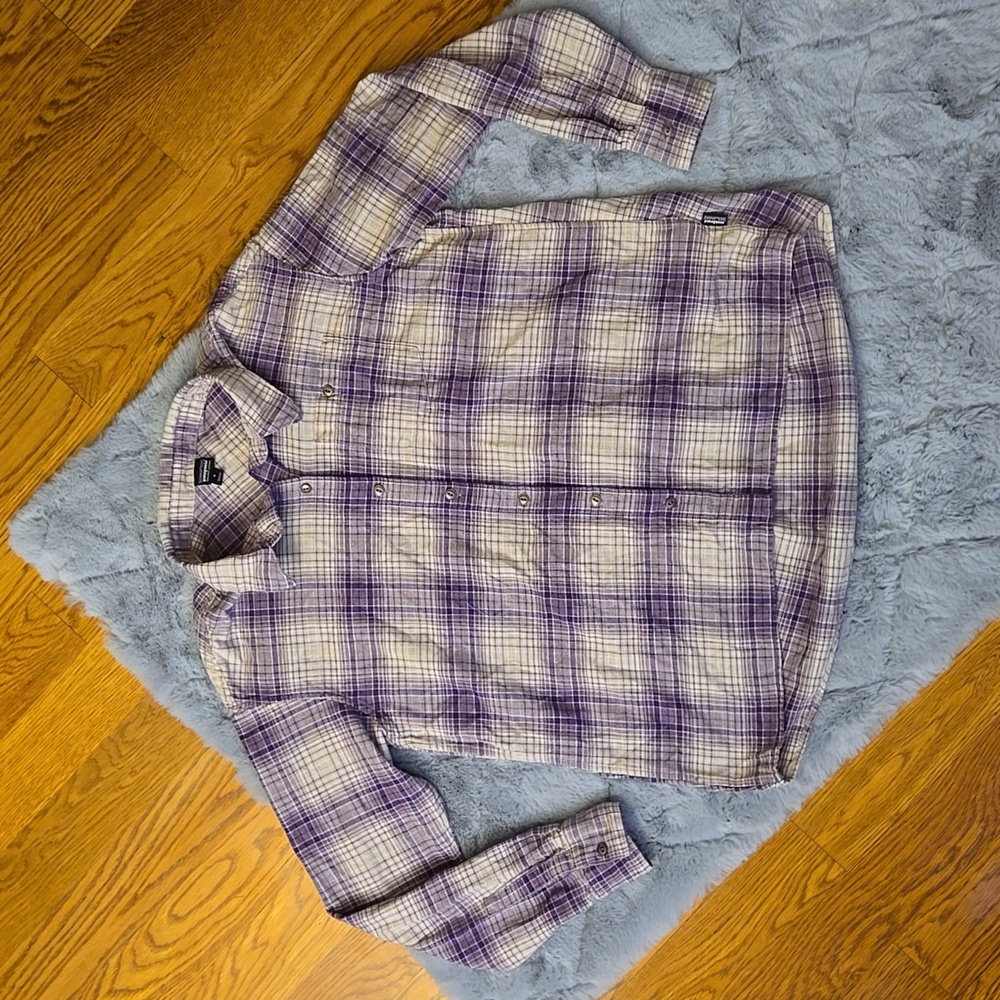 Patagonia Purple/White Plaid Button Down Shirt, Women's Medium, Great Condition - Picture 1 of 13